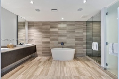 Located in the prestigious ECHO Aventura, Residence 217 offers - photo 19