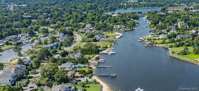 Welcome to an exceptional waterfront retreat, ideally situated - photo 38