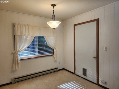 Price Reduction! Welcome to this inviting 2-bedroom, 1.5 bath - photo 9