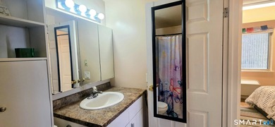 Owner-occupants and investors take note. Bright and comfortable