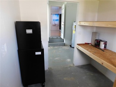 Welcome to Barefoot Bay! This home is conveniently located - photo 16