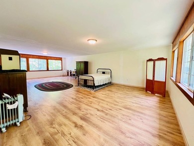 ATTENTION LAKE LOVERS - FAMILY COMPOUND OR  - 2 UNITS ON 1 SOLD - photo 11