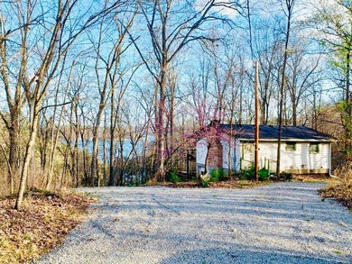 ATTENTION LAKE LOVERS - FAMILY COMPOUND OR  - 2 UNITS ON 1 SOLD - photo 13