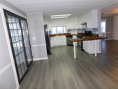 Welcome to Barefoot Bay! This home is conveniently located - photo 21