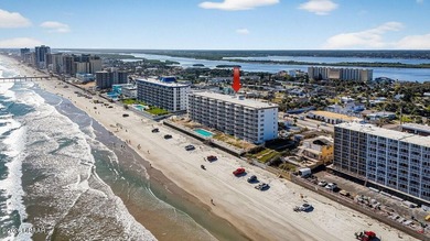 This beautiful direct oceanfront two-bedroom, two-bathroom - photo 22