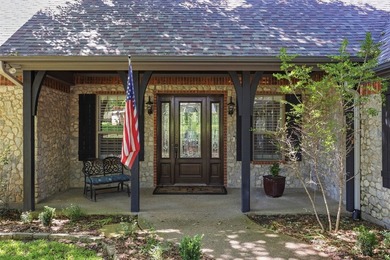 BACK ON THE MARKET DUE TO BUYERS LOAN DENIAL - Welcome to this - photo 3
