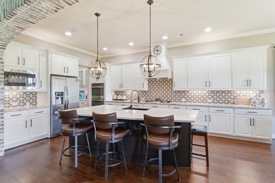 Welcome to this stunning Navarro model ideally situated on Hole - photo 17