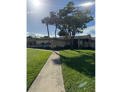 Stunning 1 Bed, 1.5 Bath Condo in Desirable Skylake! This - photo 18