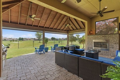 Welcome to this stunning Navarro model ideally situated on Hole - photo 29