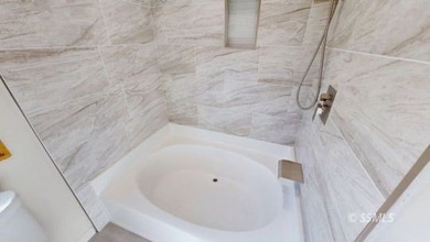 It is not often that you see a property...with the *wow* factor - photo 30