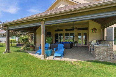 Welcome to this stunning Navarro model ideally situated on Hole - photo 31