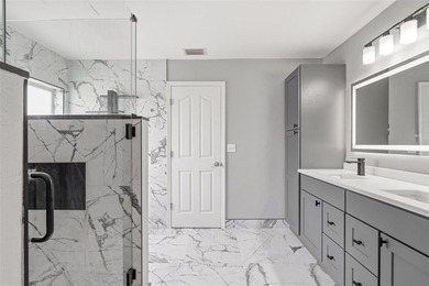 Virtually Staged. Welcome to this beautifully maintained - photo 36