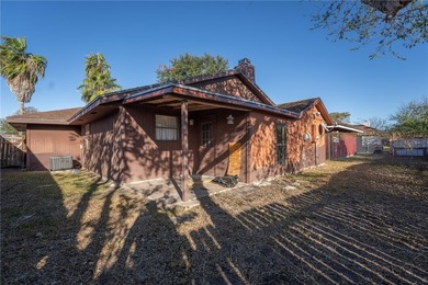 A great home in the Crestmont subdivision, a spacious living and - photo 17