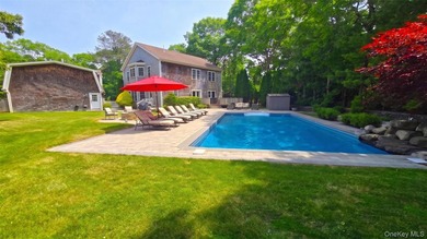 Exquisite Resort-Style Retreat in East Quogue. Recently - photo 6