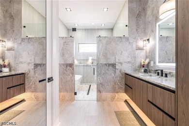 New Modern CUSTOM MUST SEE 4 Bed 3 Bath 3 Car Garage Freshwater - photo 31