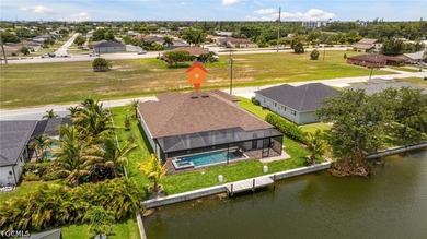 New Modern CUSTOM MUST SEE 4 Bed 3 Bath 3 Car Garage Freshwater - photo 50
