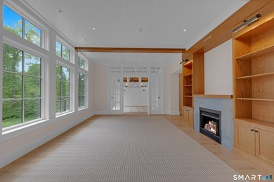 Extraordinary Waterfront Estate. Set on an exceptional 5.5-acre - photo 6