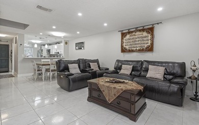 Spacious and well-maintained 3-bedroom, 2.5-bath townhouse - photo 15
