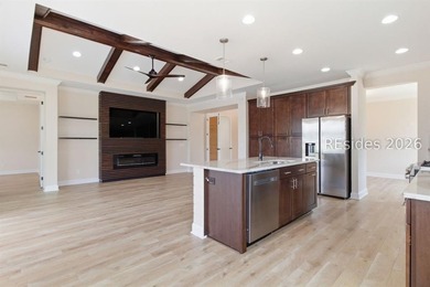 This breathtaking Parrot model on a unique oversized homesite is - photo 16
