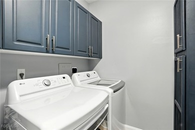 Beautifully remodeled turn key condo, move in ready! This - photo 17