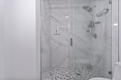 Spacious and well-maintained 3-bedroom, 2.5-bath townhouse - photo 23