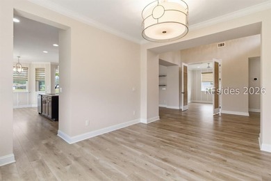 This breathtaking Parrot model on a unique oversized homesite is - photo 27