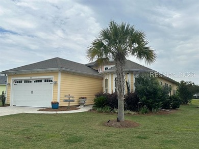 This breathtaking Parrot model on a unique oversized homesite is - photo 41