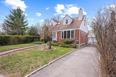 Unbeatable Location! Situated on a quiet cul-de-sac in the - photo 2