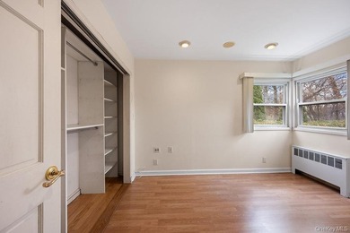 Unbeatable Location! Situated on a quiet cul-de-sac in the - photo 6