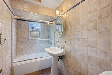Unbeatable Location! Situated on a quiet cul-de-sac in the - photo 9