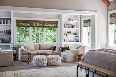 Located in the heart of Bridgehampton South, just over a mile - photo 13