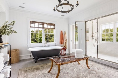 Located in the heart of Bridgehampton South, just over a mile - photo 14