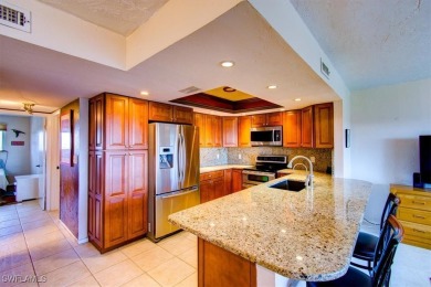 Cape Coral Lakes Area Condo For Sale in Cape Coral Florida