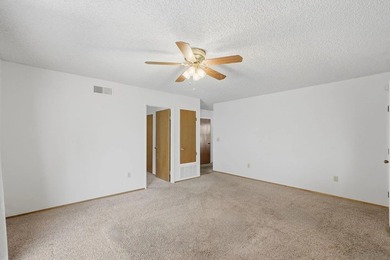 FIXER WITH POTENTIAL! First time on the market in decades! - photo 21