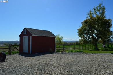 Off the main road, overlooking the surrounding valley is this - photo 4