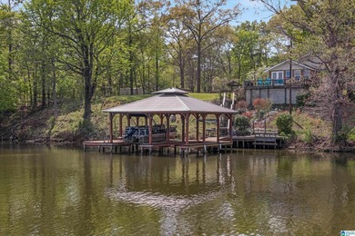 LAY LAKE- NEW PRICE- NEW ROOF-NO HOA! Includes 5 lots, Home has - photo 38