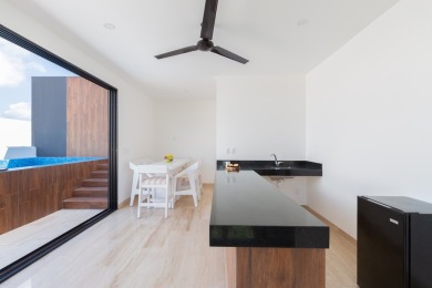 Experience comfortable living in this 4-bedroom, 4-bathroom - photo 38