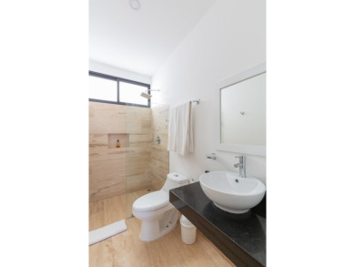 Experience comfortable living in this 4-bedroom, 4-bathroom - photo 42