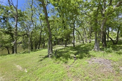 Enjoy camping at this waterfront property in Sugar Valley Lakes! - photo 11