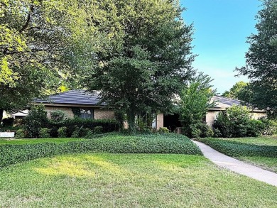 Lake Home For Sale in Fort Worth, Texas