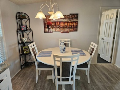Welcome to this 1991 Barrington HS - 3 bedroom/2 Bath, 1152 sq - photo 14