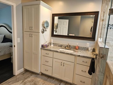 Welcome to this 1991 Barrington HS - 3 bedroom/2 Bath, 1152 sq - photo 19