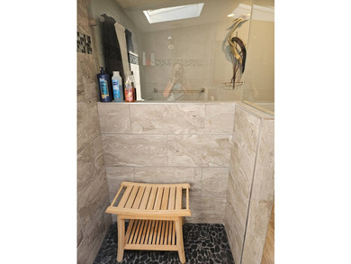 Welcome to this 1991 Barrington HS - 3 bedroom/2 Bath, 1152 sq - photo 23