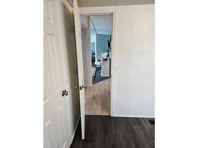 Welcome to this 1991 Barrington HS - 3 bedroom/2 Bath, 1152 sq - photo 27