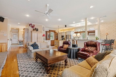 A rare opportunity to own 100 feet of prime, privately owned - photo 30