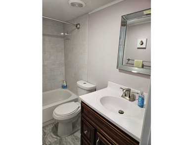Welcome to this 1991 Barrington HS - 3 bedroom/2 Bath, 1152 sq - photo 32