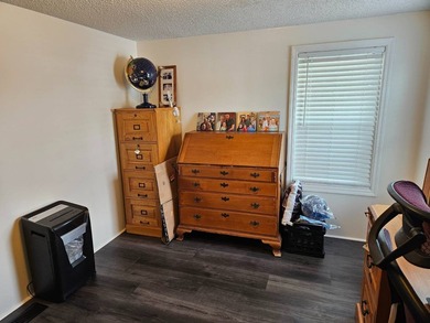 Welcome to this 1991 Barrington HS - 3 bedroom/2 Bath, 1152 sq - photo 36