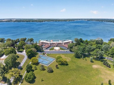 A wall of glass, panoramic Lake Wawasee views, and unforgettable - photo 43