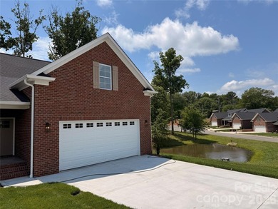 Don't miss one of the last two NEW CONSTRUCTION brick townhomes - photo 3