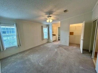 Welcome to this Large Open 1400+ Sq Ft 3 Bedroom 2 Bath home - photo 10